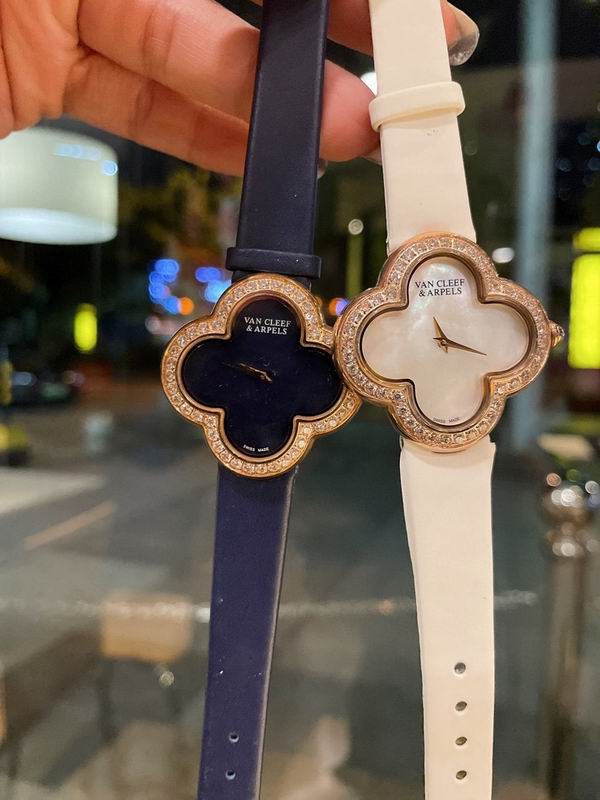 Van Cleef & Arpels watch 072221